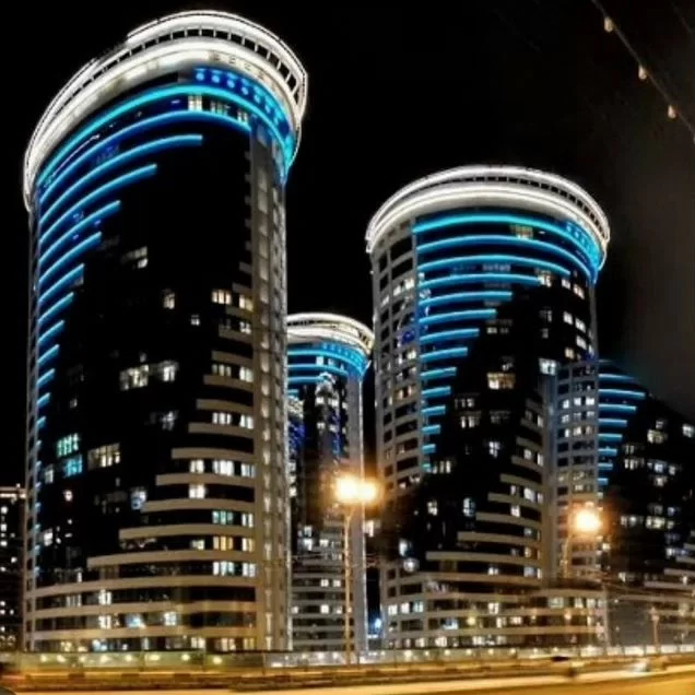 2-к. квартира, 84 м², 2/25 эт.