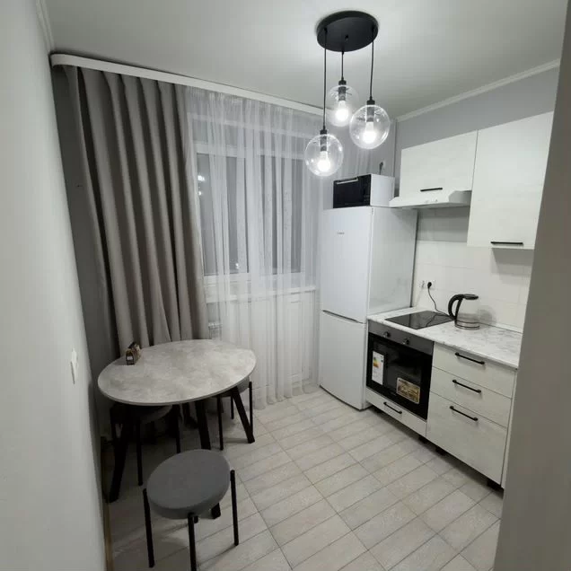 2-к. квартира, 42 м², 4/5 эт.