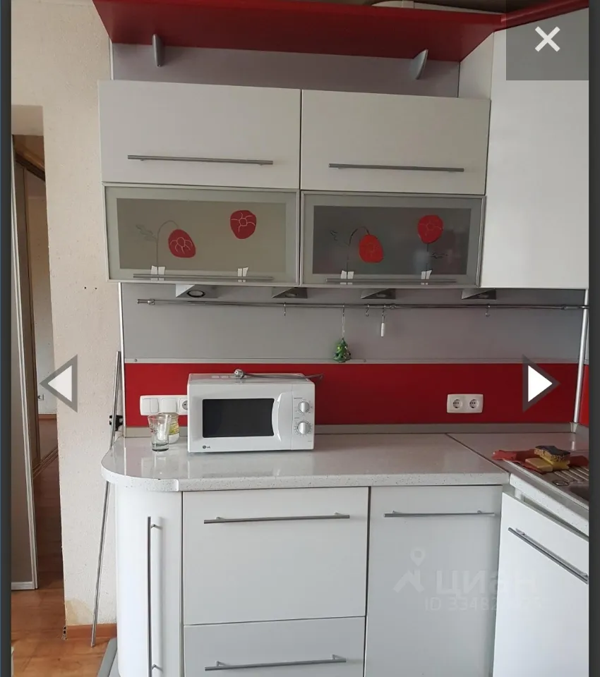 3-к. квартира, 95 м², 2/10 эт.