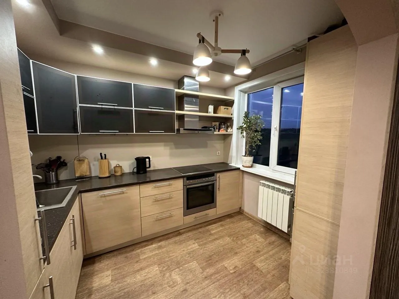 3-к. квартира, 64 м², 10/10 эт.