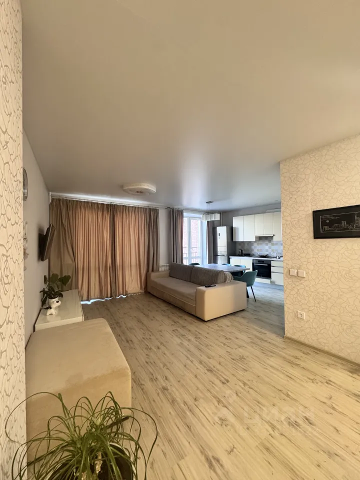 3-к. квартира, 84 м², 17/19 эт.