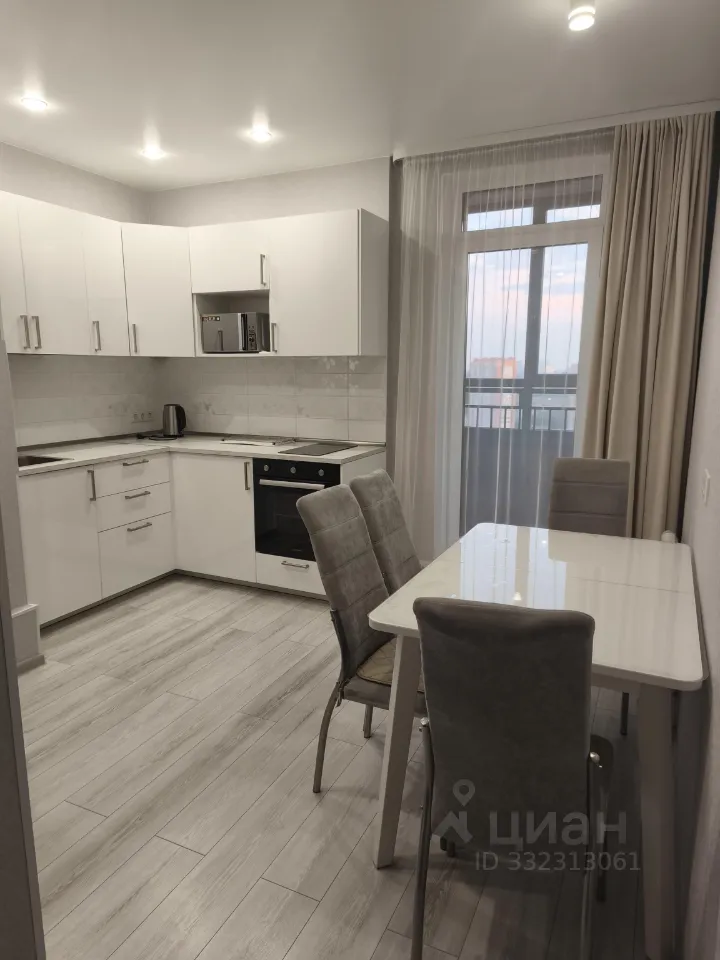 2-к. квартира, 60 м², 21/24 эт.