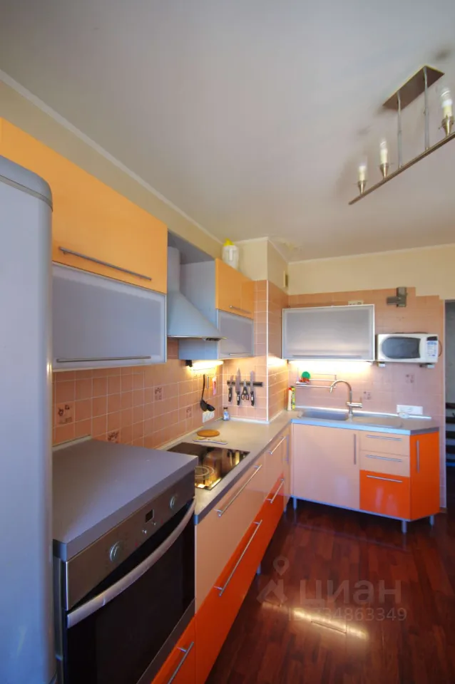 3-к. квартира, 64 м², 6/9 эт.