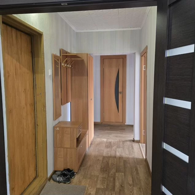 2-к. квартира, 52 м², 4/10 эт.