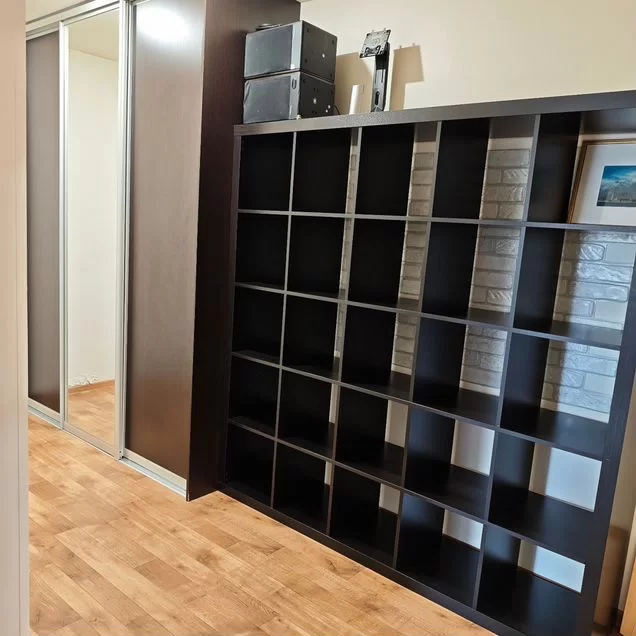 2-к. квартира, 76 м², 2/10 эт.