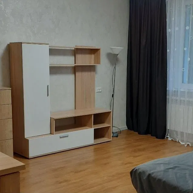 2-к. квартира, 43 м², 1/5 эт.