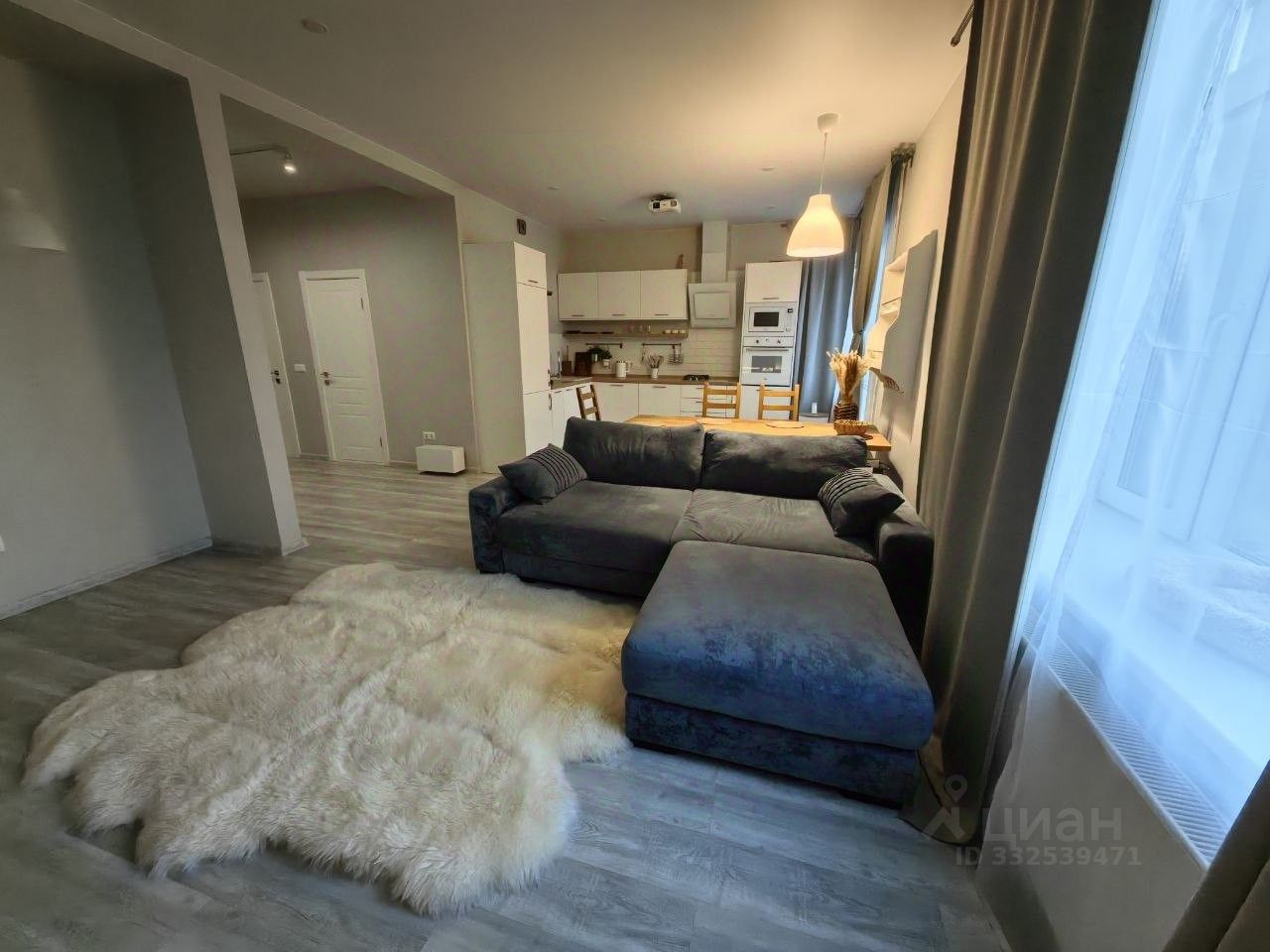 3-к. квартира, 82 м², 1/3 эт.