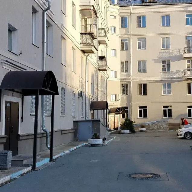 1-к. квартира, 42 м², 2/5 эт.
