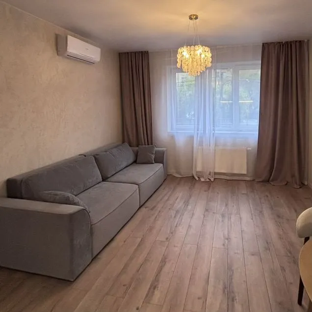 Квартира-студия, 30 м², 2/13 эт.