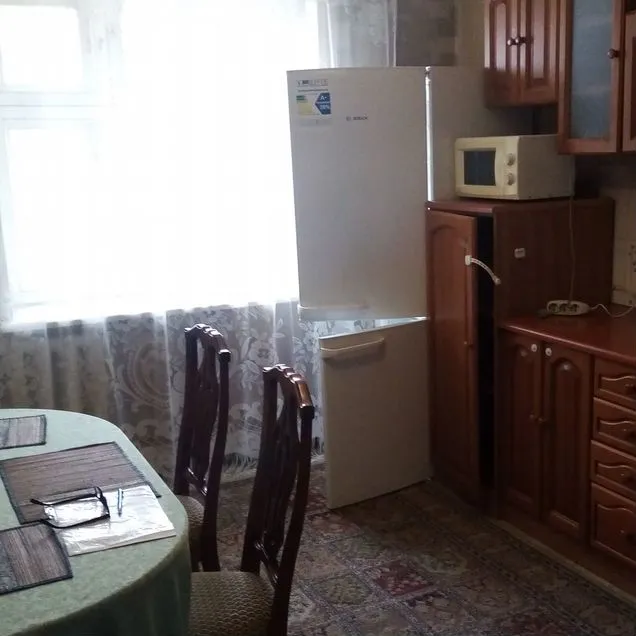 3-к. квартира, 95 м², 5/10 эт.
