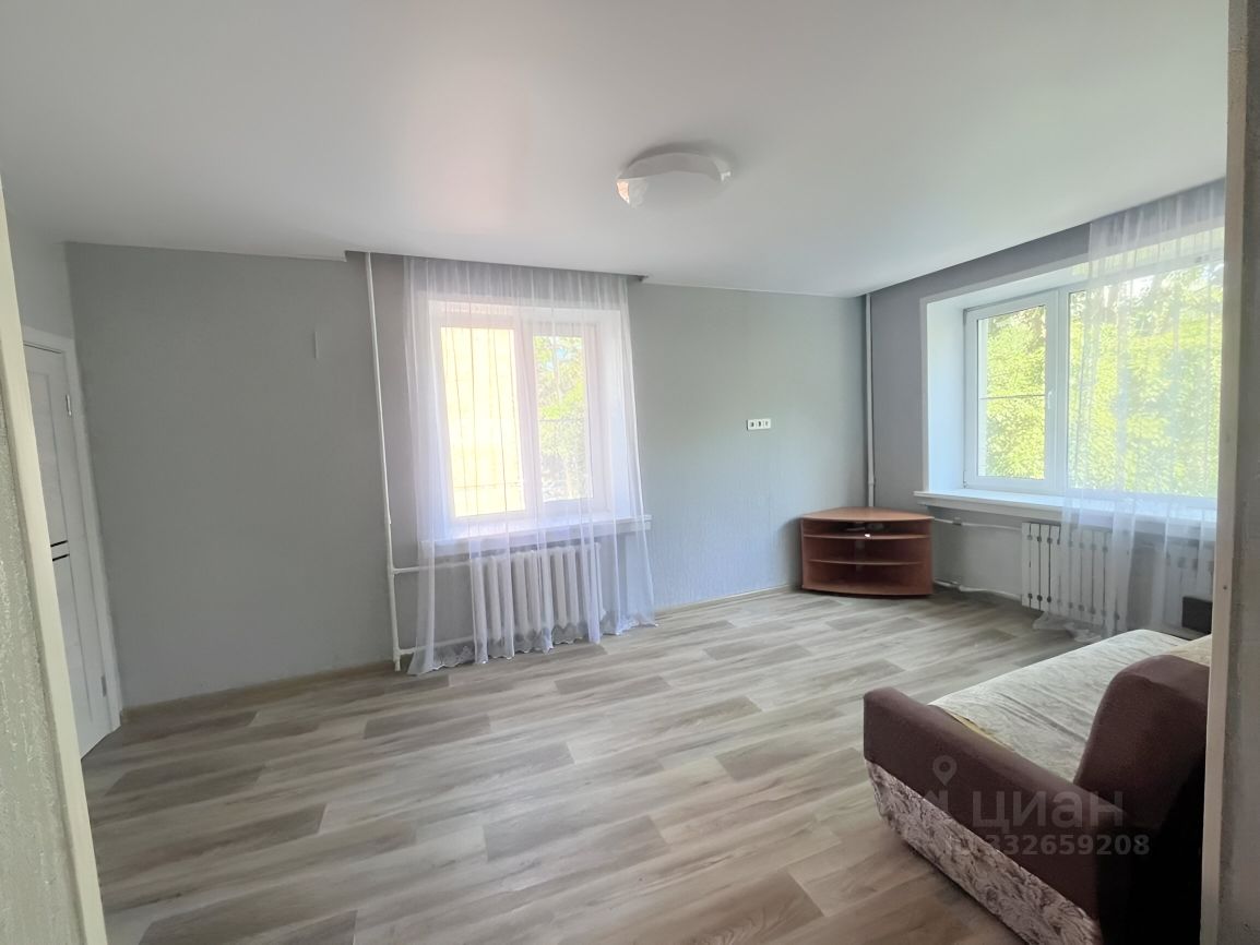 1-к. квартира, 32 м², 2/5 эт.