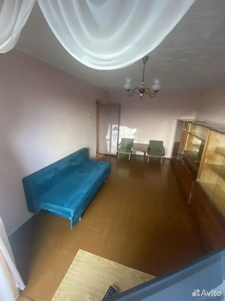 1-к. квартира, 38 м², 1/10 эт.